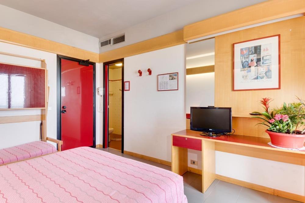 Hotel Giglio Ρίμινι Εξωτερικό φωτογραφία